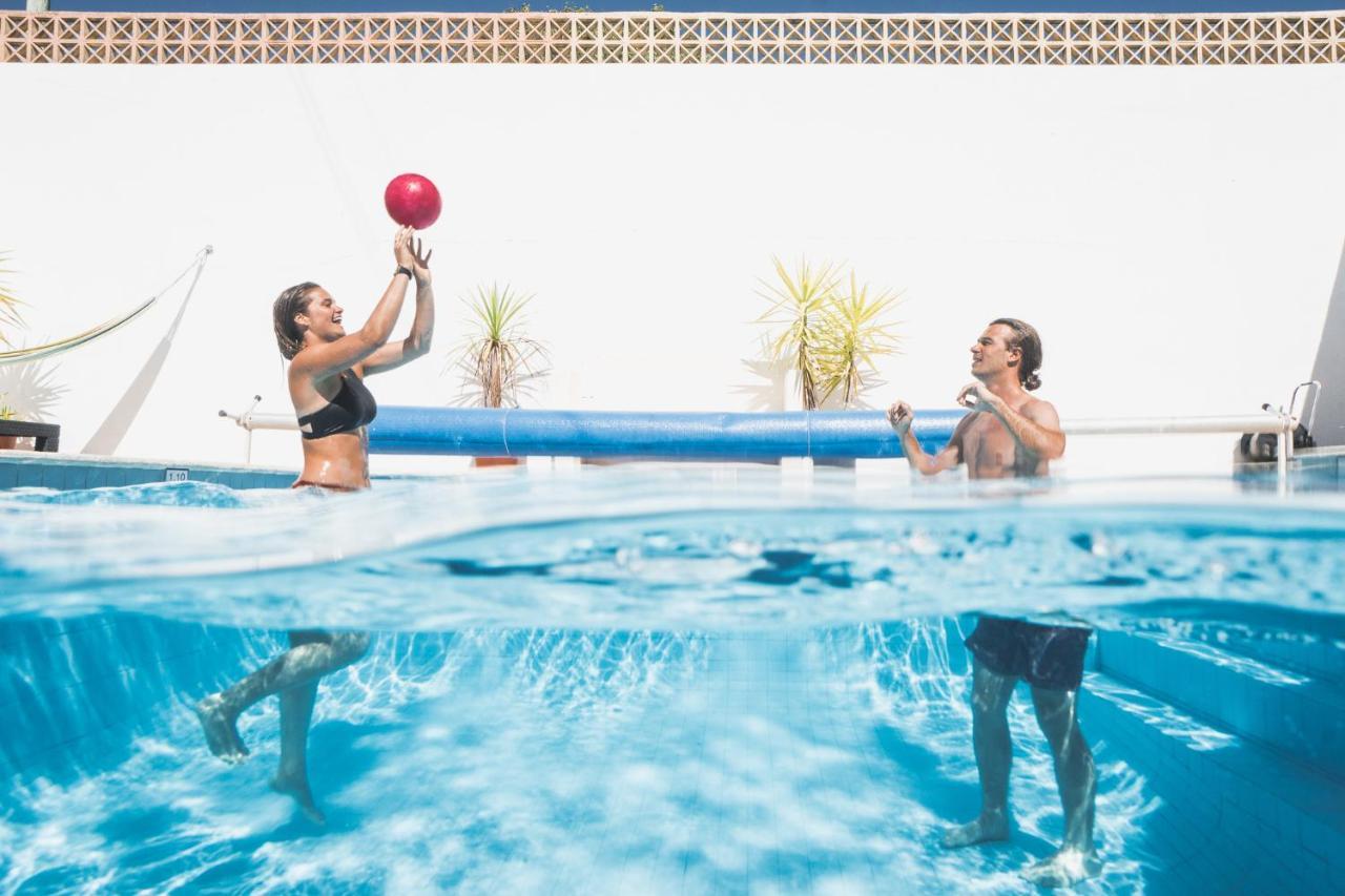 Bura Surfhouse Ostello